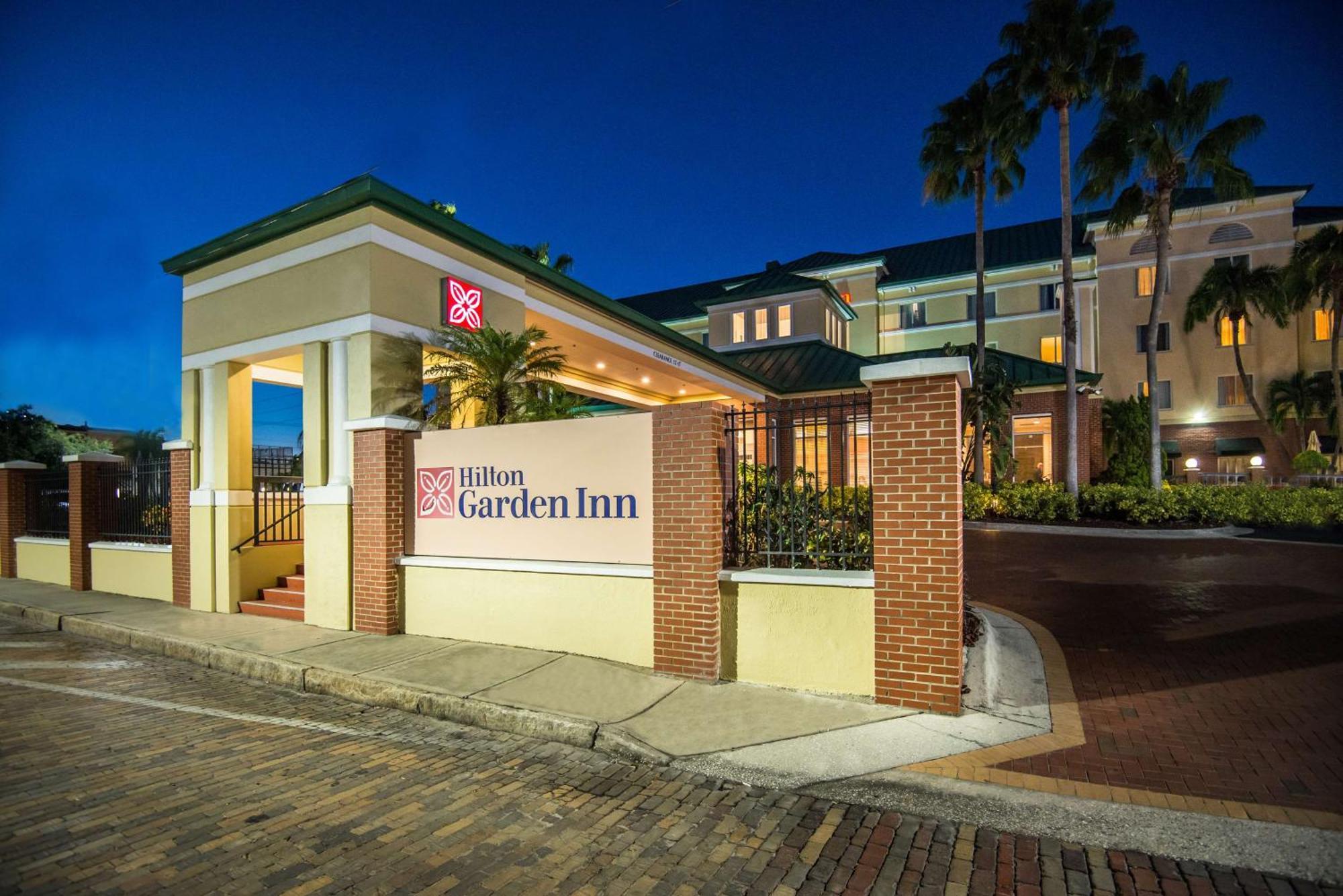 Hilton Garden Inn Tampa Ybor Historic District Dış mekan fotoğraf
