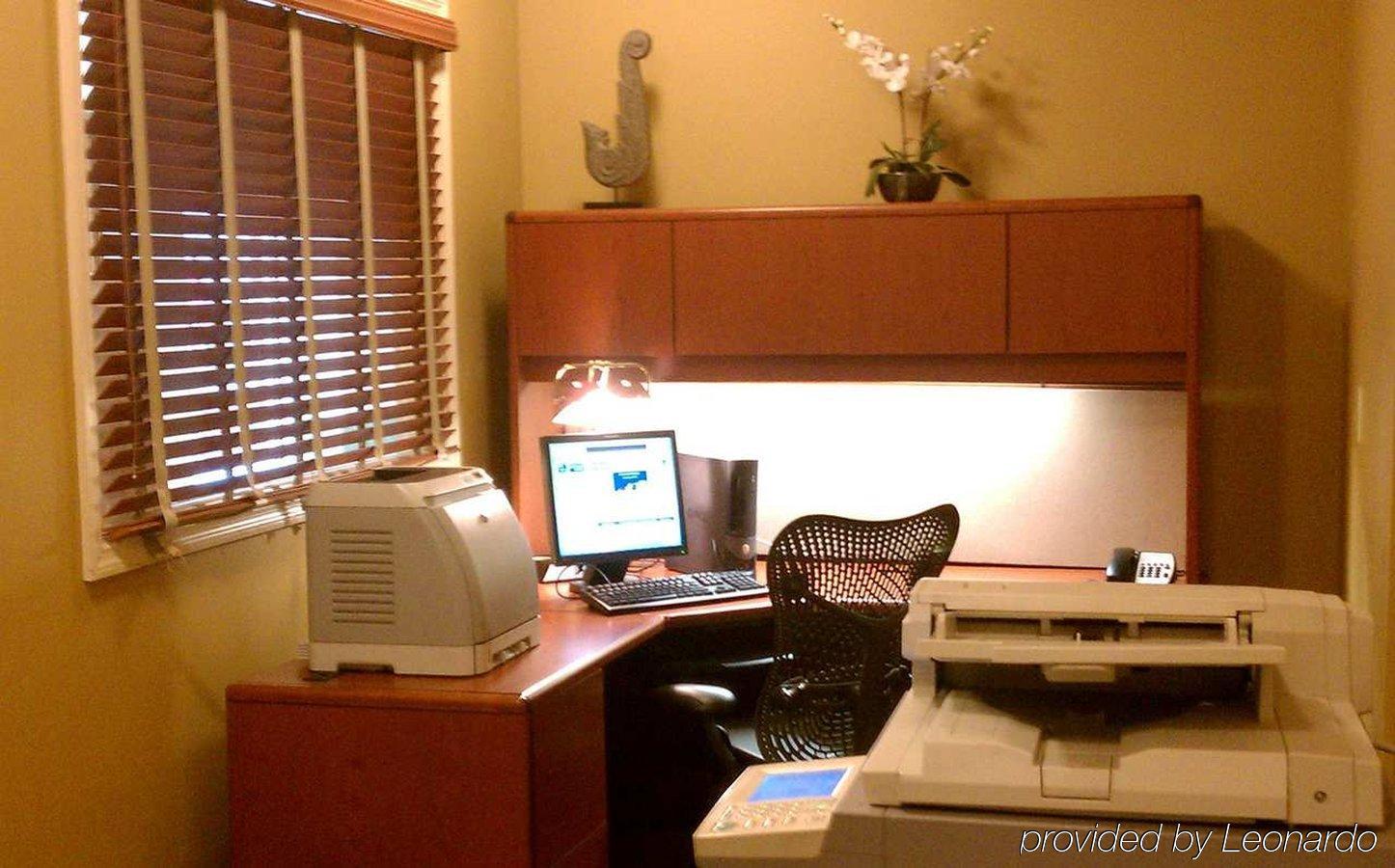 Hilton Garden Inn Tampa Ybor Historic District Konforlar fotoğraf